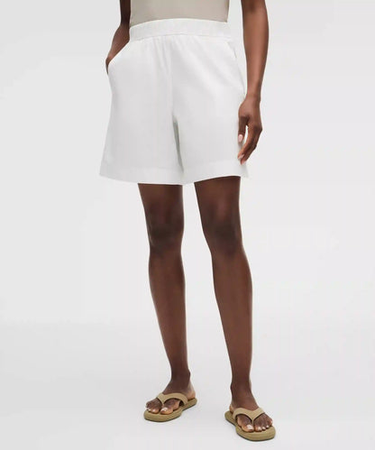 LuluLinen High-Rise Relaxed-Fit Short 7"