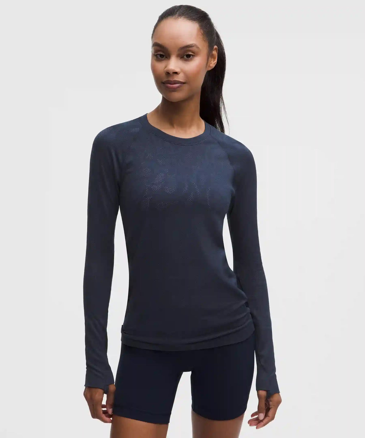 Swiftly Tech Long-Sleeve Shirt 2.0 Hip Length *Paisley