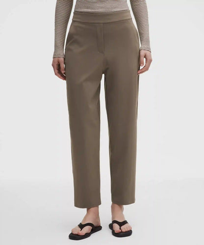 Daydrift High-Rise Tapered Trouser *Short