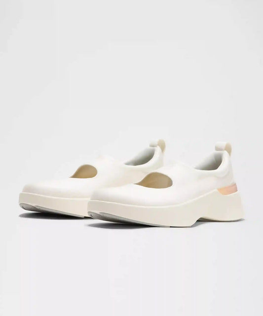 Women's Mary Train Sneaker