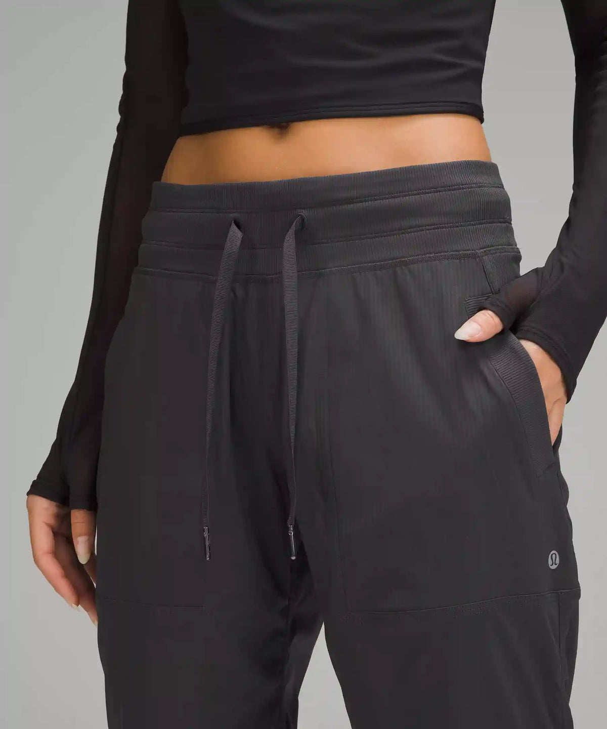 Dance Studio Mid-Rise Pant *Short