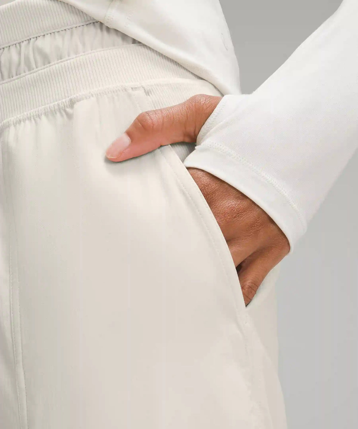 Dance Studio Mid-Rise Cropped Pant