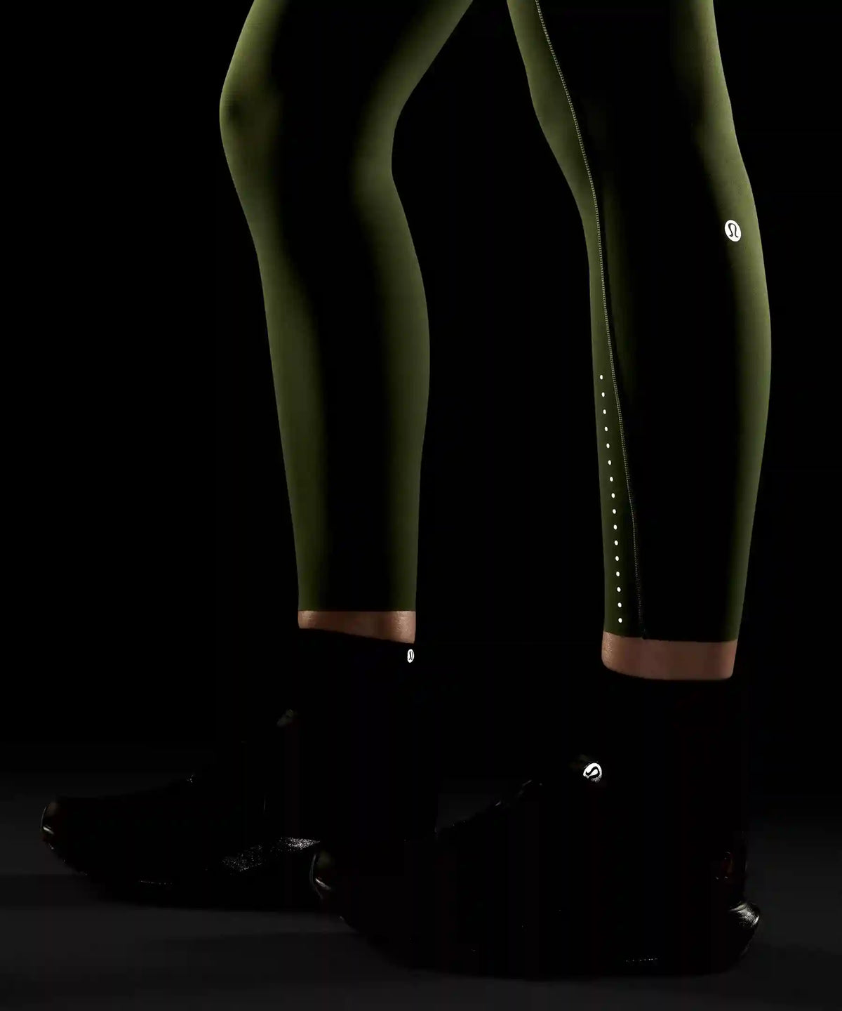 Fast and Free 6-Pocket High-Rise Tight 25" *Updated Design