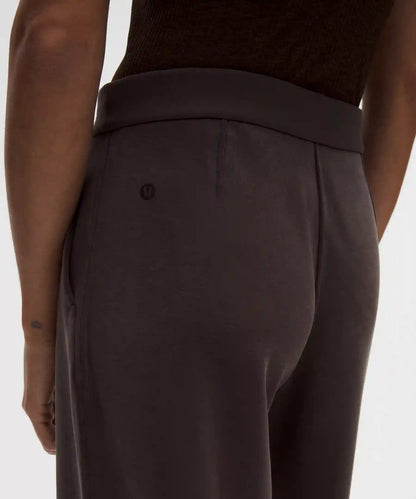 Softstreme Pintuck High-Rise Wide-Leg Pant *Regular