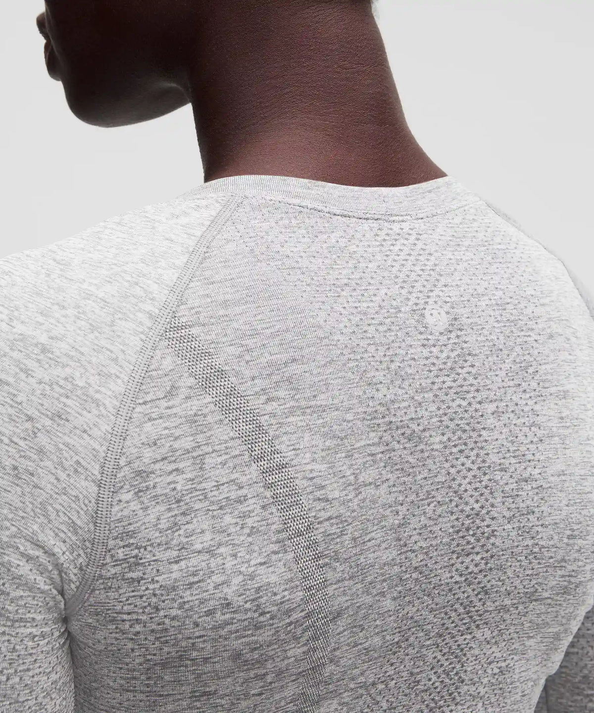 Swiftly Tech Long-Sleeve Shirt 2.0 *Hip Length