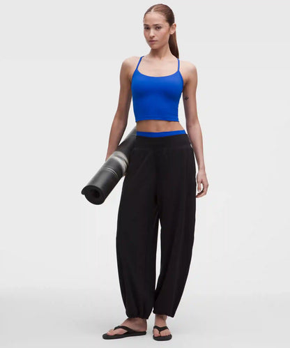 Flow Y Cropped Tank Top *Light Support, B/C Cup