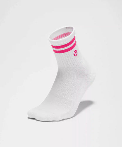 Unisex Daily Essential Quarter Socks *Stripe