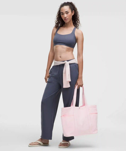 Daily Multi-Pocket Tote Bag 20L