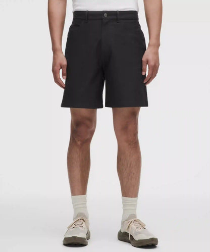 EasyFive Relaxed-Fit Short 7"