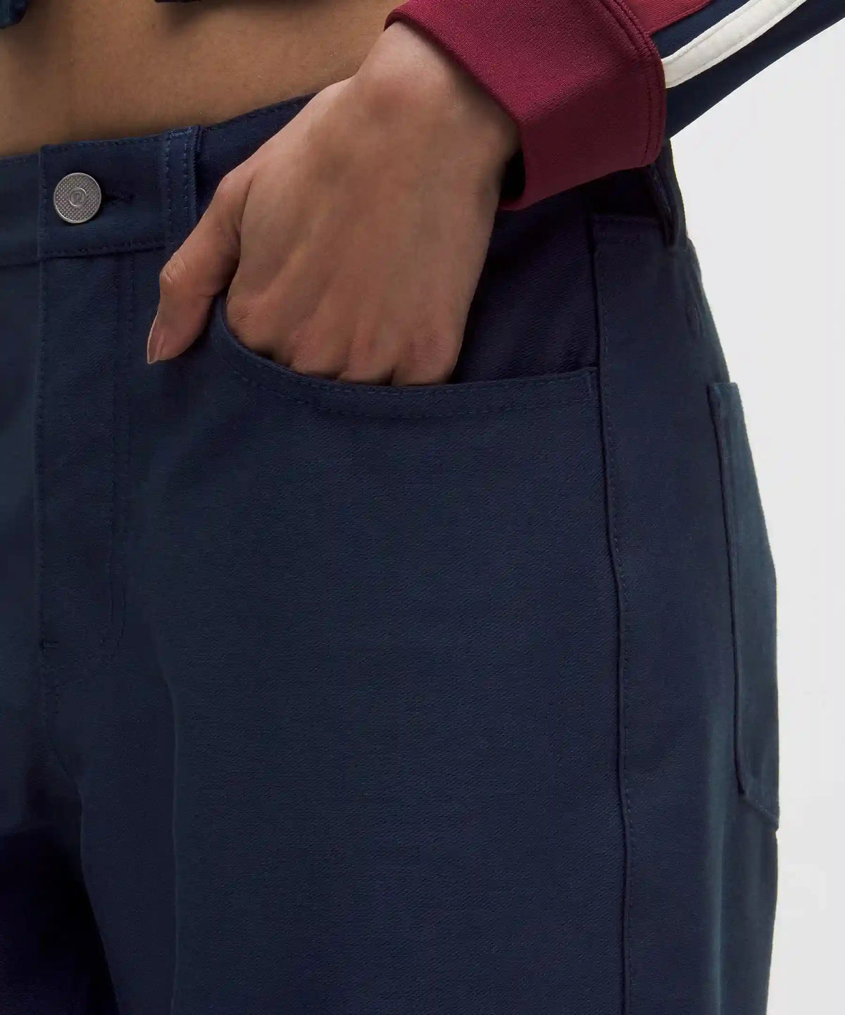 EasyFive Low-Rise Classic Wide-Leg Pant *Short
