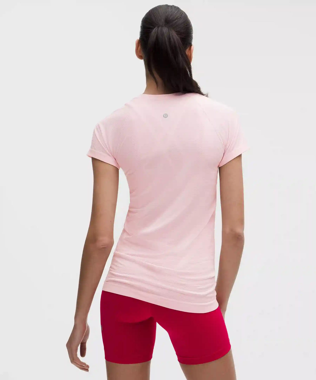 Swiftly Tech Short-Sleeve Shirt 2.0 *Hip Length
