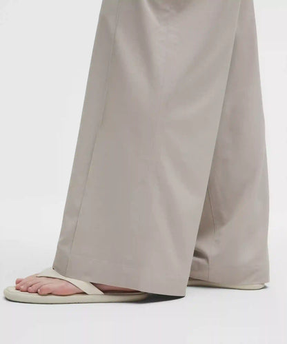 Breezily Mid-Rise Pant *Regular