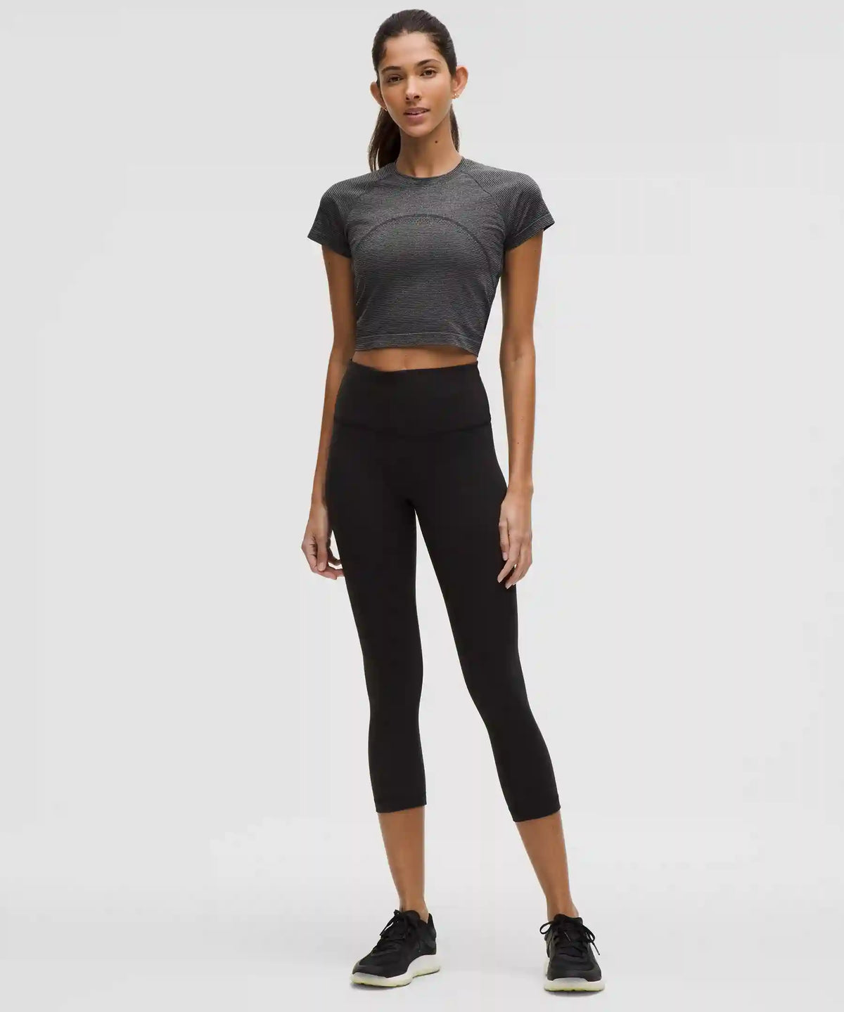 Swiftly Tech Cropped Short-Sleeve Shirt 2.0