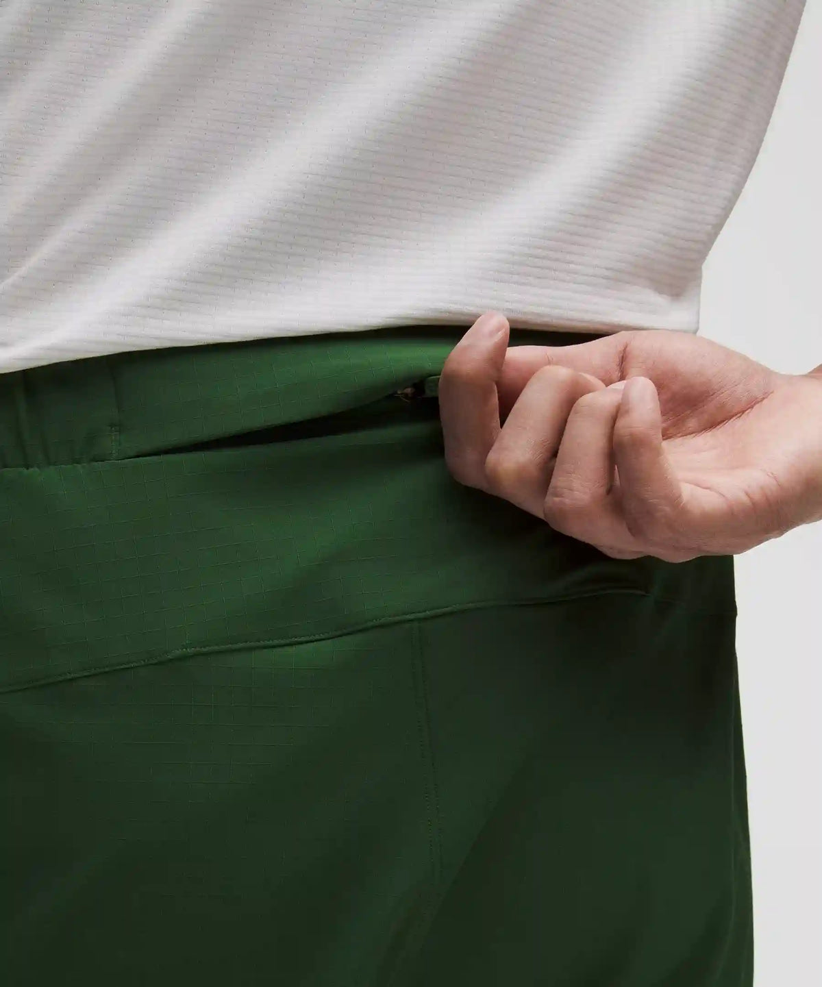 Mile Maker Ripstop Lined Short 4"
