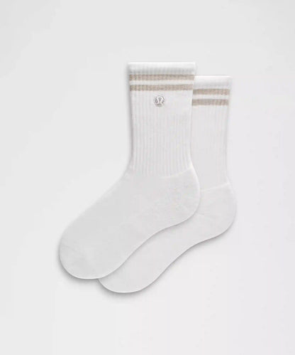 Unisex Daily Essential Crew Socks *Stripe