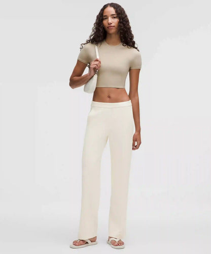 Softstreme Pintuck Mid-Rise Pant *Regular