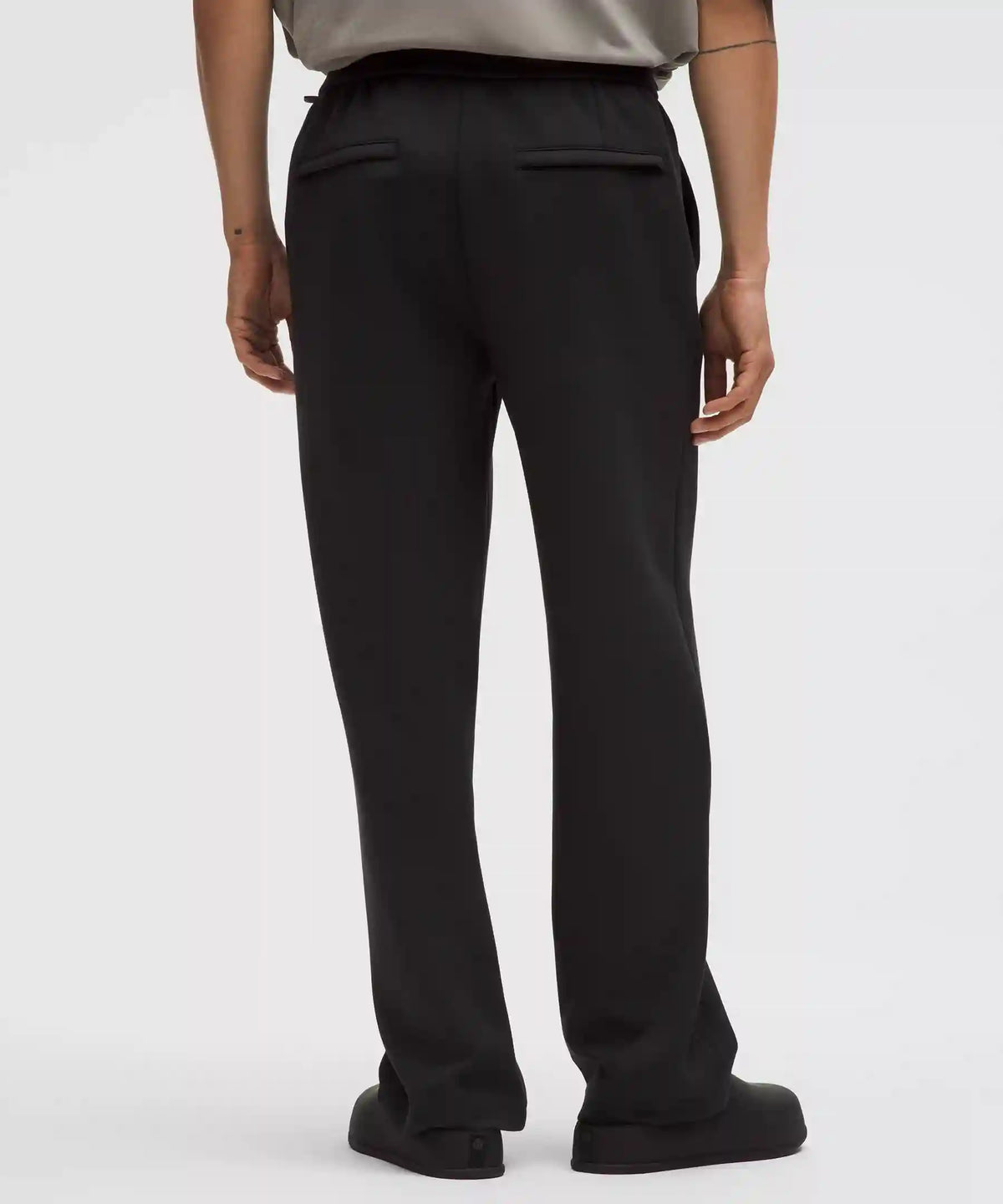 Smooth Spacer Pintuck Pant *Regular