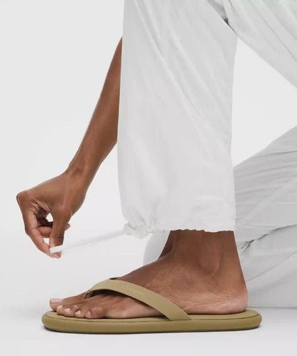 Dance Studio Mid-Rise Pant *Regular