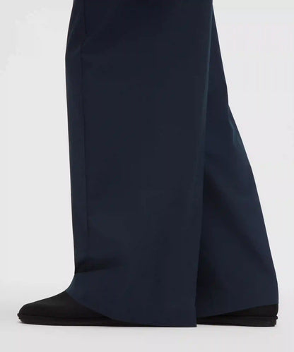 Breezily Mid-Rise Pant *Regular
