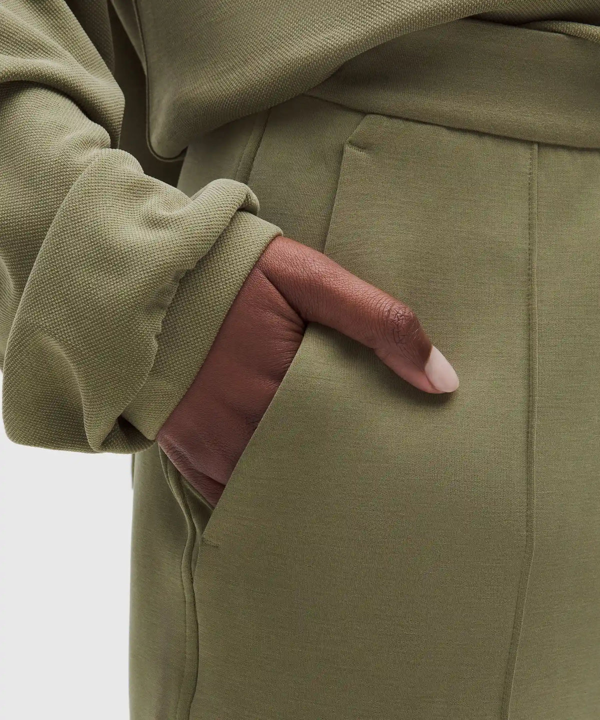 Softstreme Pintuck Mid-Rise Pant *Regular