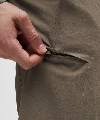 Zeroed In Classic-Fit Cargo Jogger *Regular