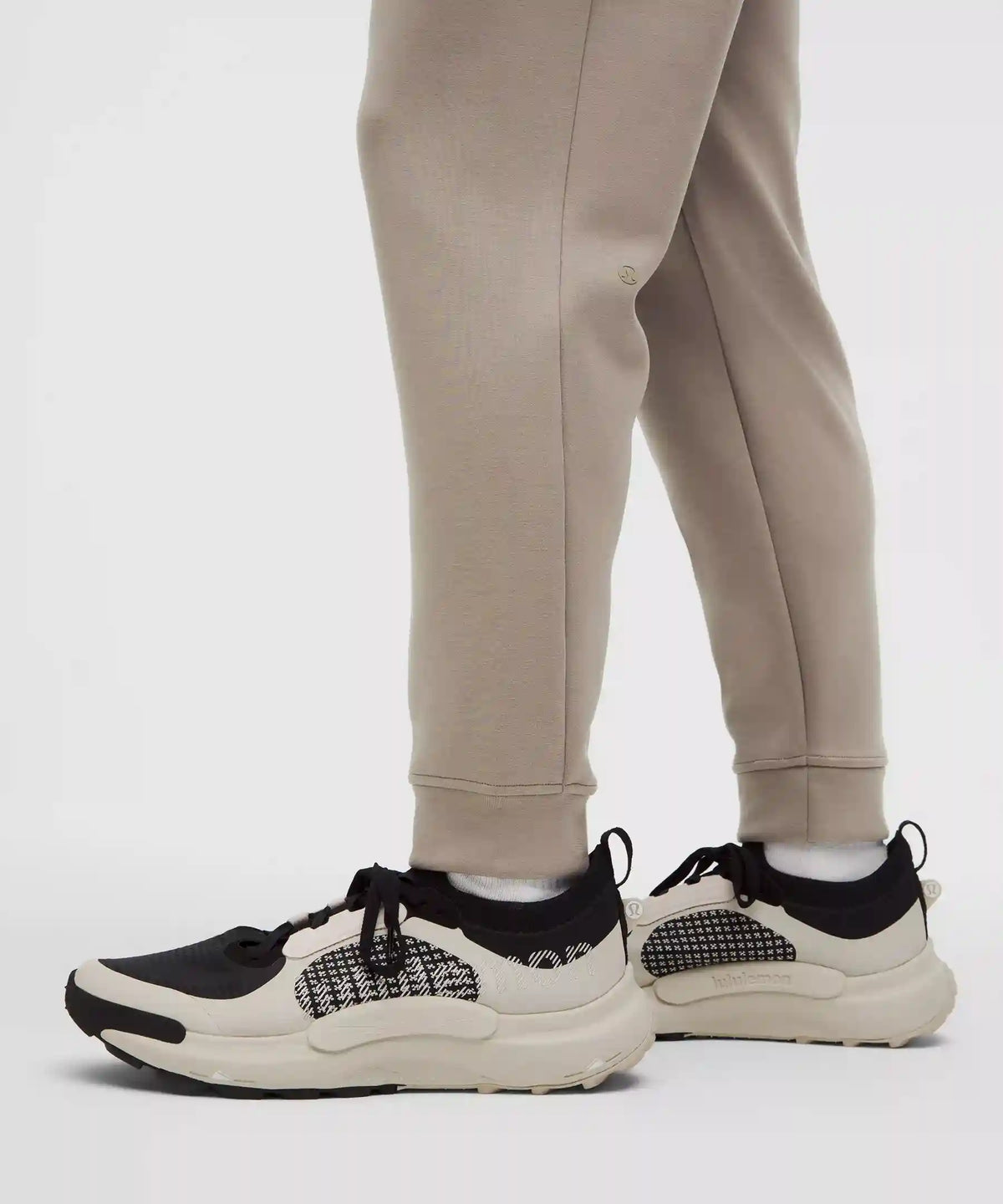 Smooth Spacer Jogger *Shorter
