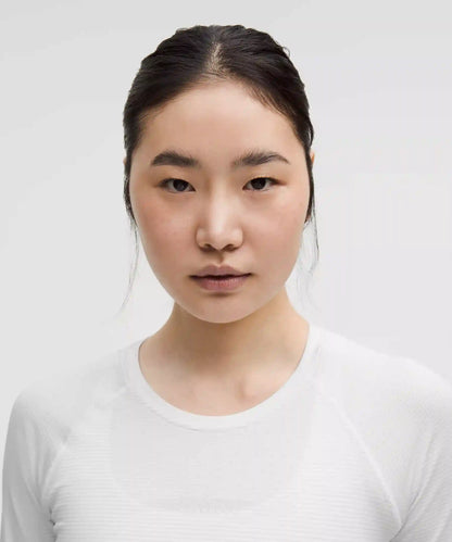 Swiftly Tech Cropped Long-Sleeve Shirt 2.0