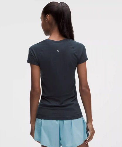 Swiftly Tech Short-Sleeve Shirt 2.0 *Hip Length