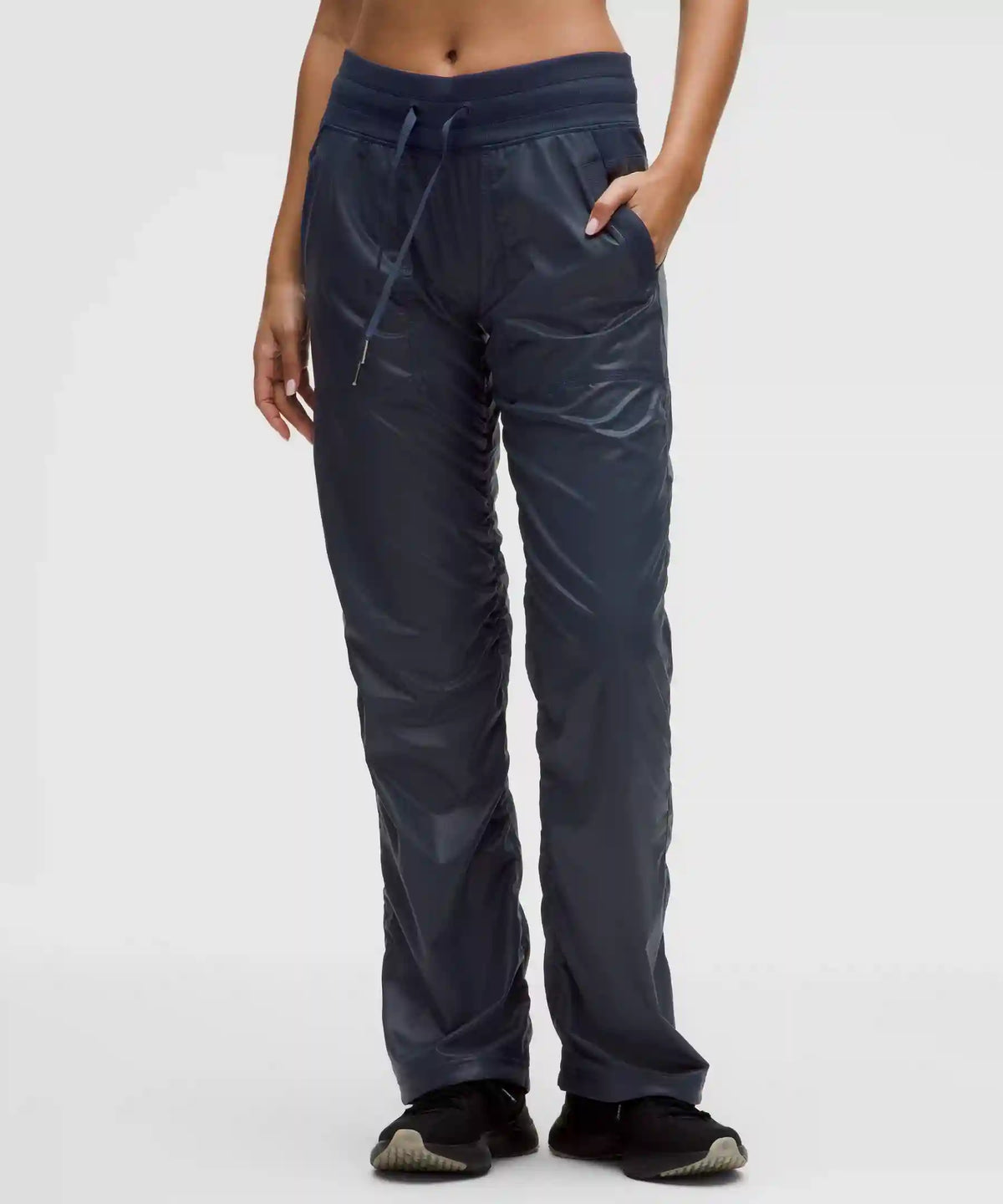 Dance Studio Mid-Rise Pant *Shine
