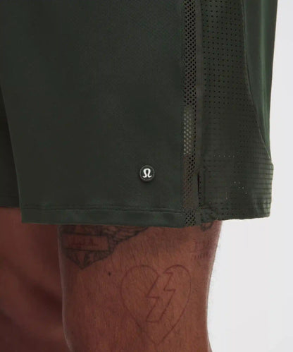 Mesh-Panelled Tennis Short 7"