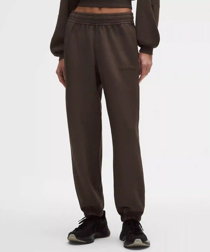 Smooth Spacer Mid-Rise Jogger *Wash