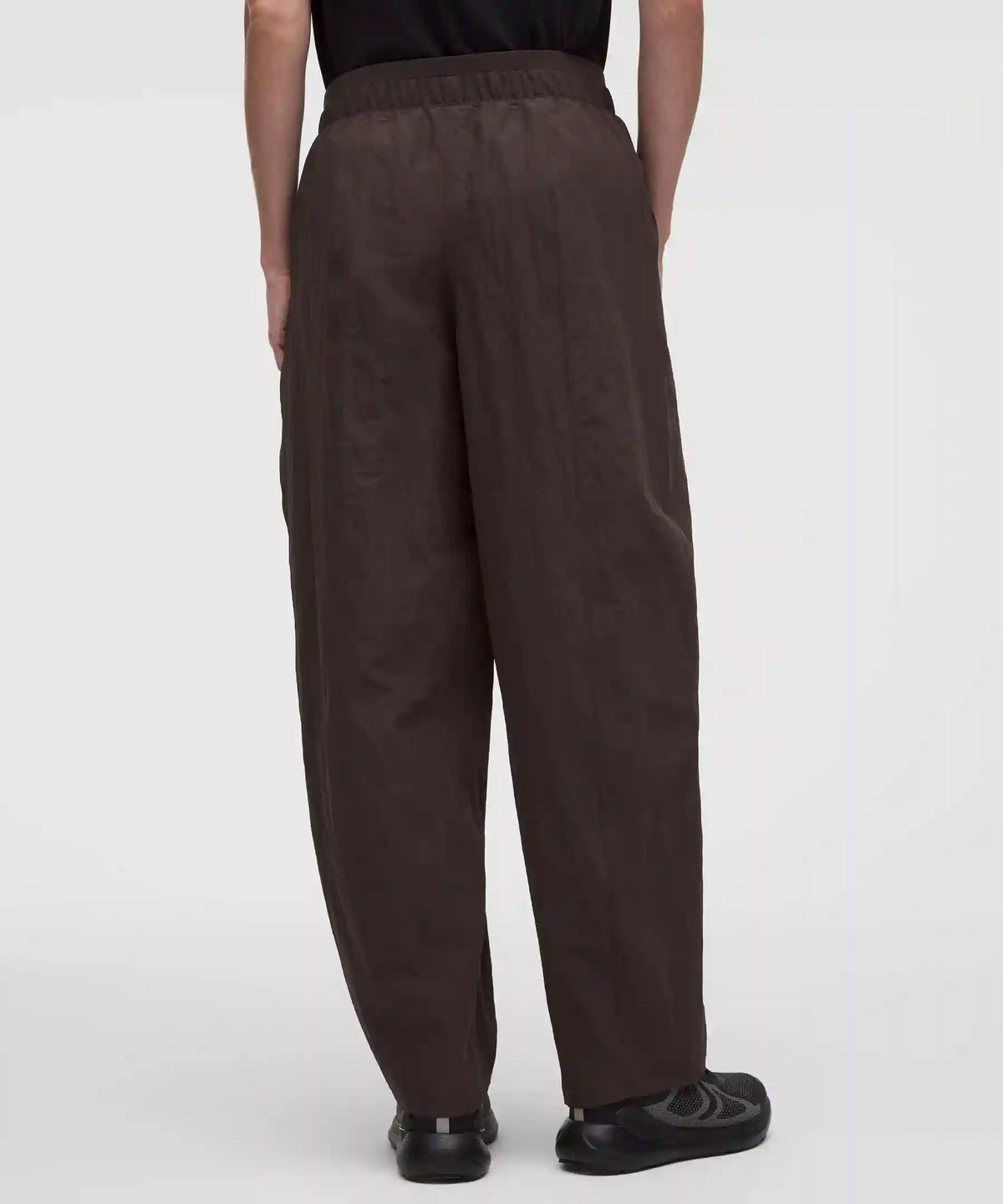 Crinkle Nylon Mid-Rise Barrel-Leg Pant