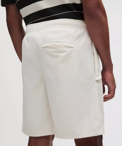 Unshaken Flight Short 9"