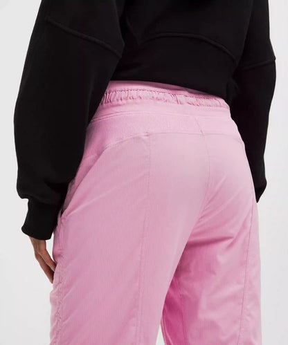 Dance Studio Mid-Rise Cropped Pant