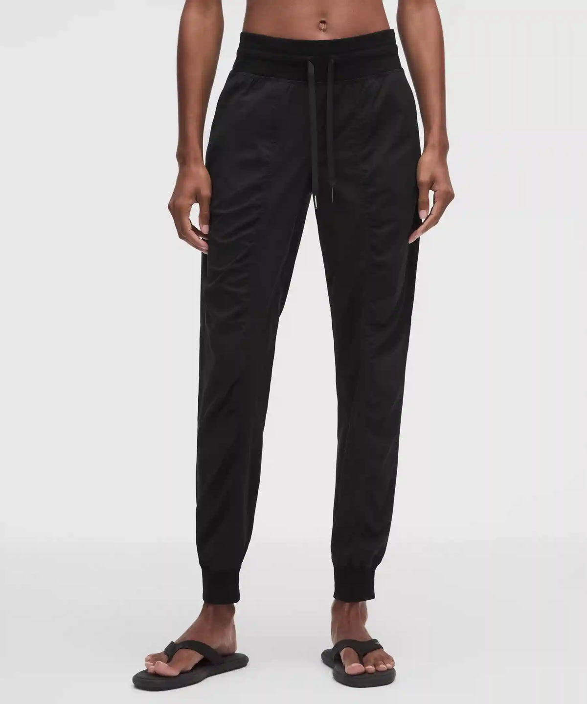 Dance Studio Mid-Rise Jogger 7/8 Length