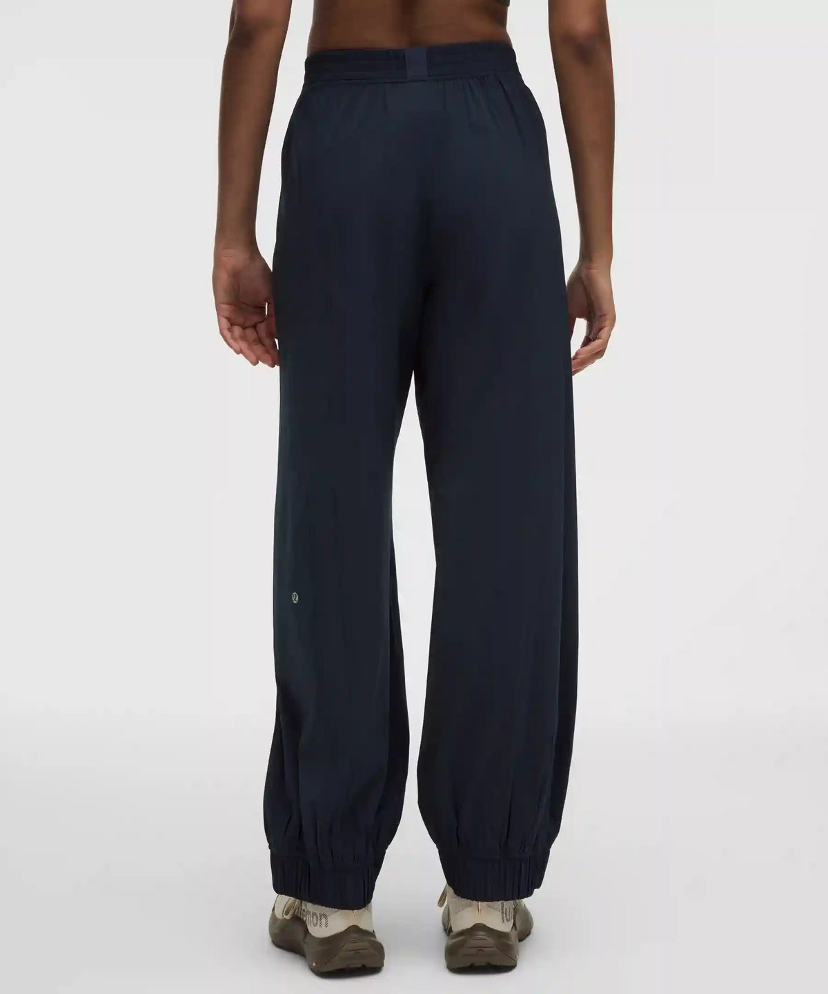 Define High-Rise Swift Jogger *Regular