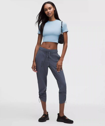 Dance Studio Mid-Rise Cropped Pant