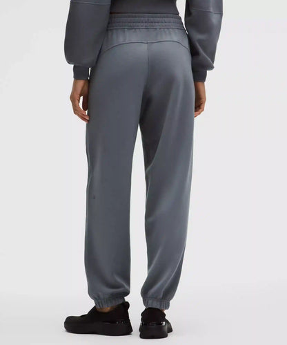 Smooth Spacer Mid-Rise Jogger *Wash