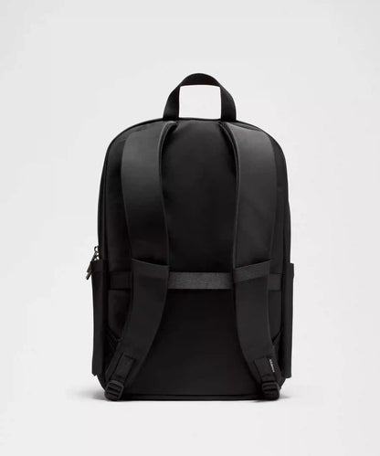 Everywhere Backpack 22L *Metal Hardware