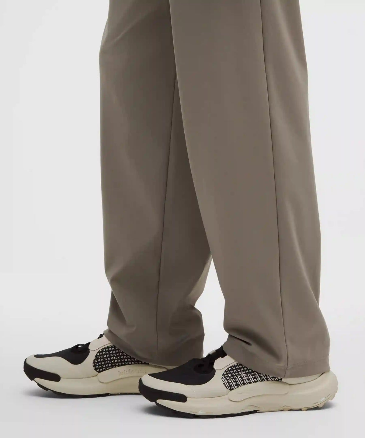 Men's Daydrift Relaxed-Fit Pleated Trouser Shorter *No Belt Loops