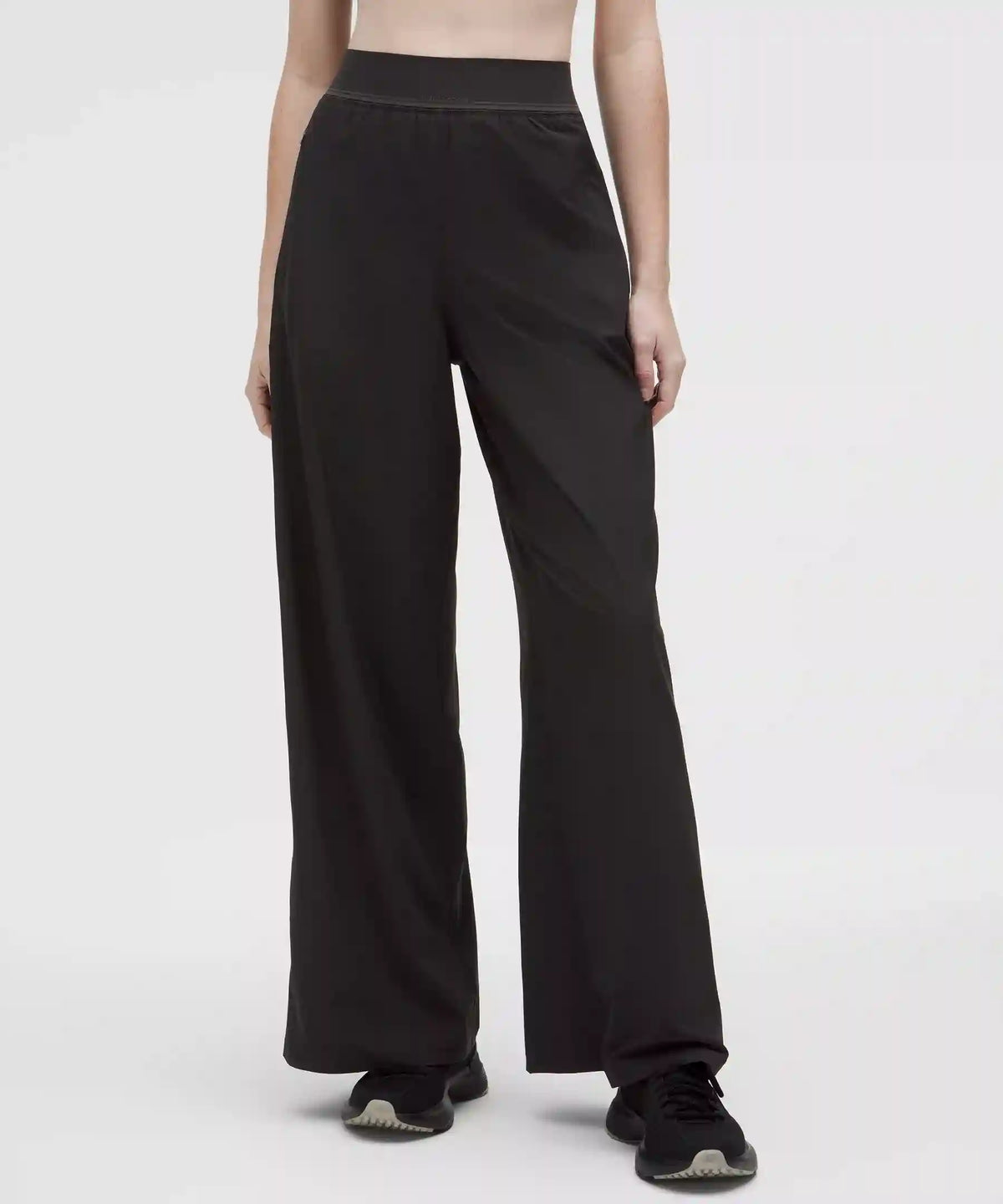 Swift High-Rise Wide-Leg Pant *Logo Waistband