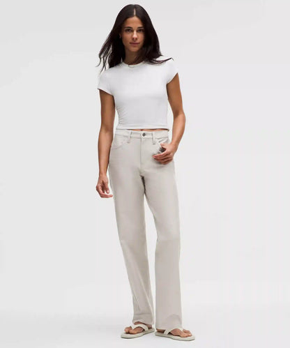 EasyFive Mid-Rise Relaxed-Straight Pant *Regular