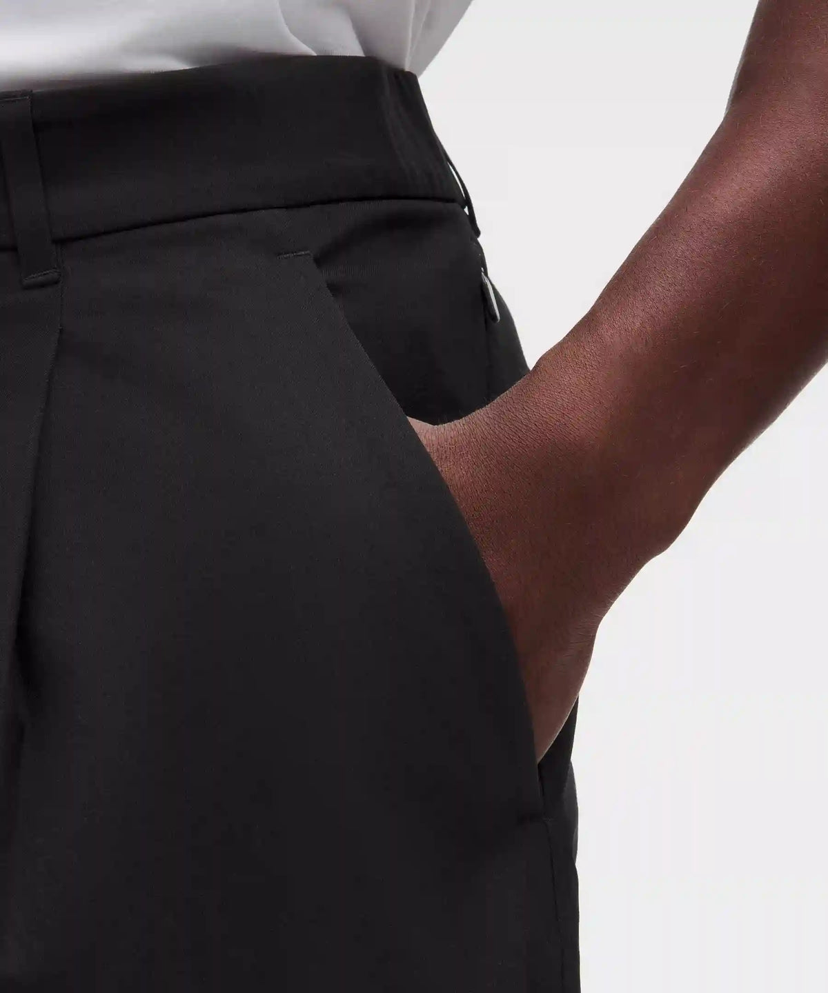 The Norm Pleated Smooth Twill Trouser *Regular