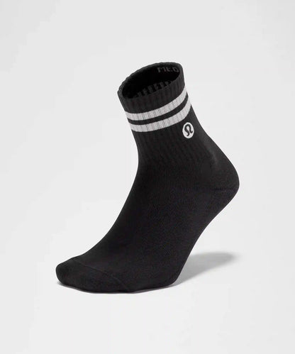 Unisex Daily Essential Quarter Socks *Stripe