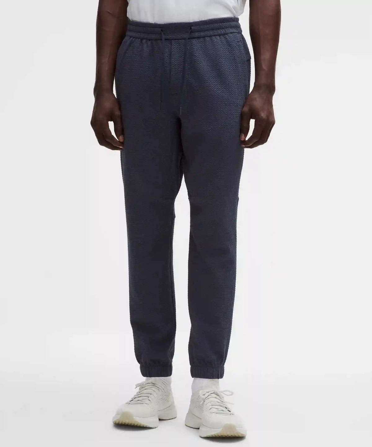 Ease The Day Jogger *Shorter