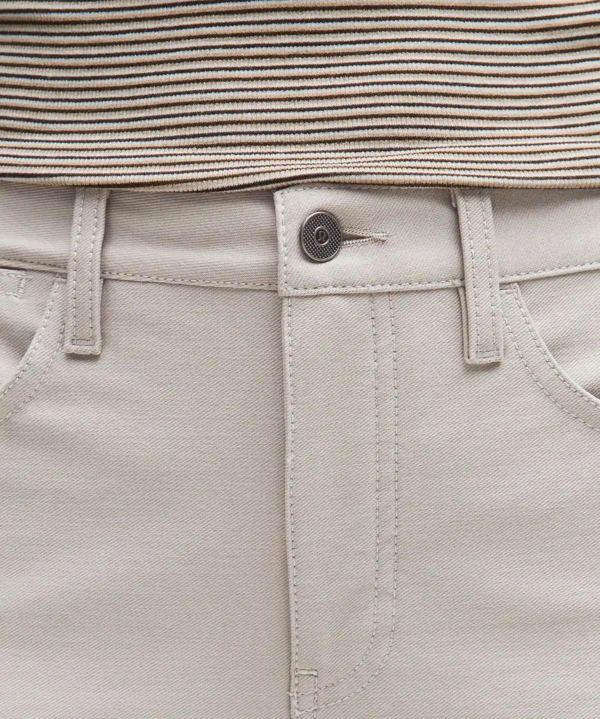 EasyFive High-Rise Subtle-Flare Pant *Short
