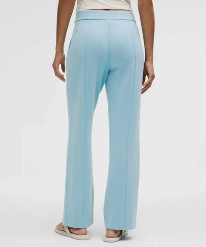 Softstreme High-Rise Straight-Leg Pant *Regular