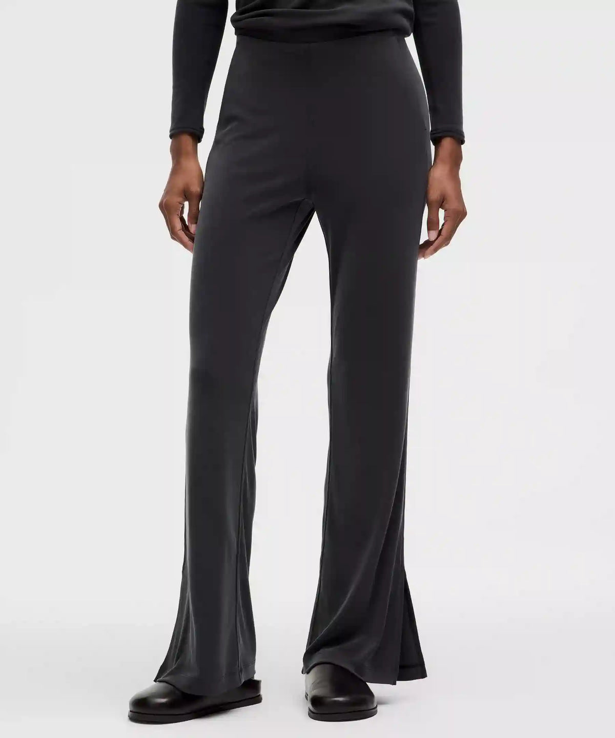 Drapey Softstreme Flared Pant