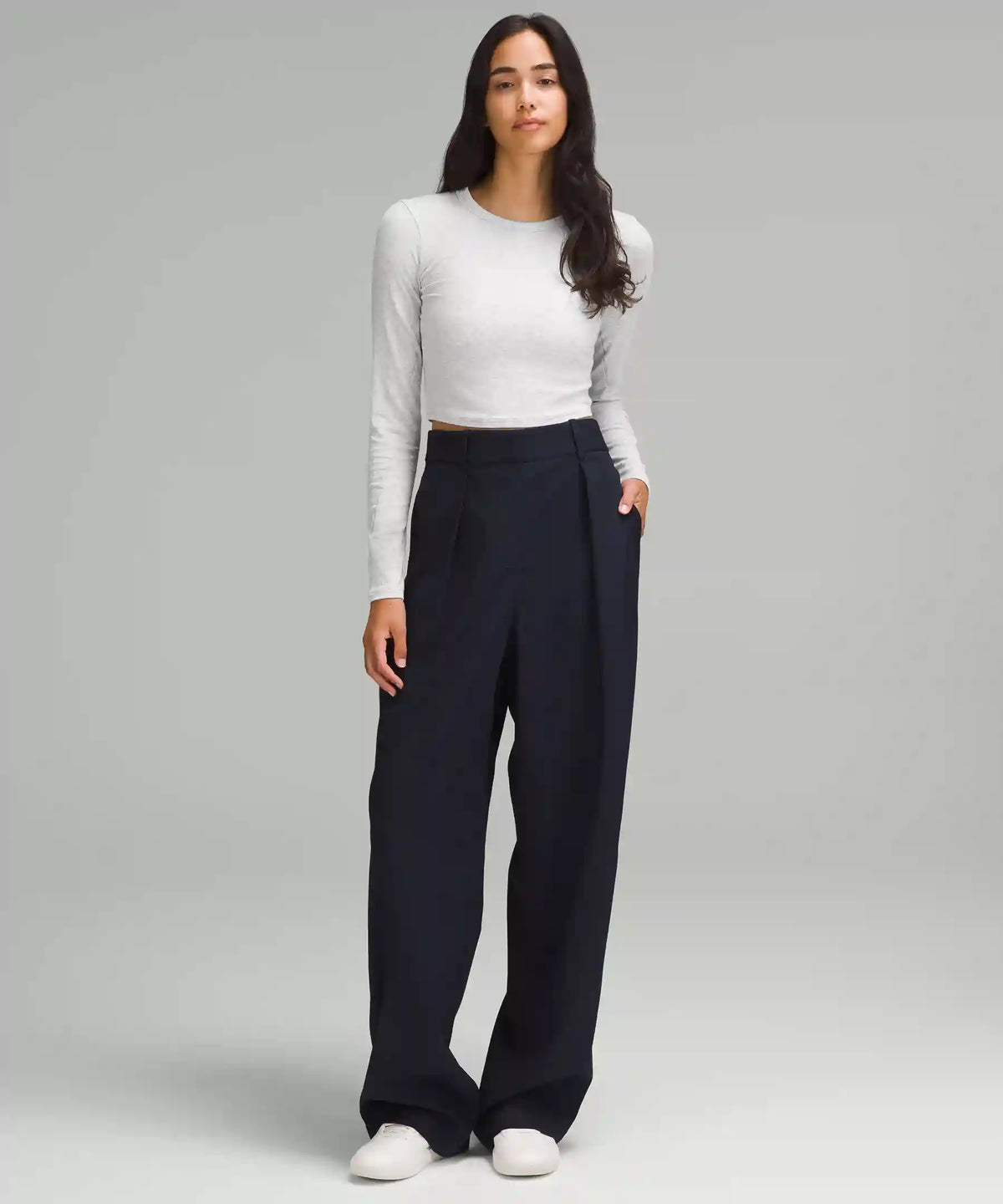 Hold Tight Straight-Hem Cropped Long-Sleeve Shirt