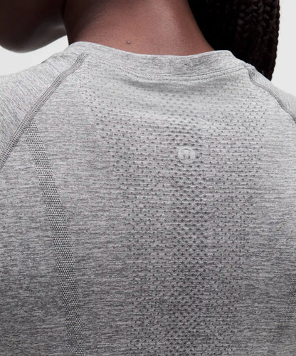 Swiftly Tech Short-Sleeve Shirt 2.0 *Hip Length